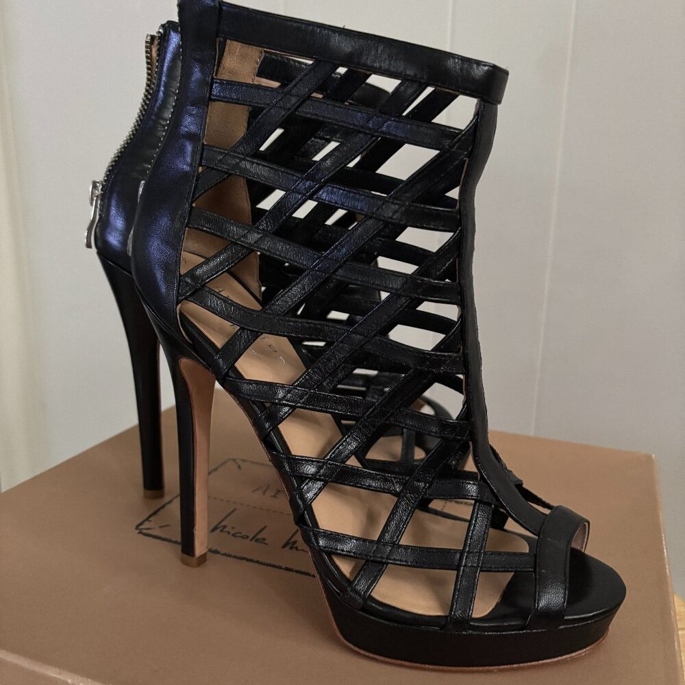 Nicole Miller Artelier 'Amelia' Caged Leather Platform Heels Black Size 7.5
